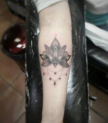 hugo_vaz_meilleur_tatoueur_valence_drome_convention_tatouage_cantal_ink