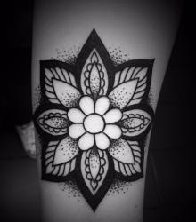 kai_meilleur_tatoueur_avignon_graphicaderme_cantal_ink