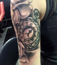 yannick_lemitre_meilleur_tatoueur_montelimar_convention_tatouage_france