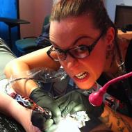  amandina_tatouage_festival_chaudes_aigues_convention_needelle_barbara_rosendo_tatoueuse_graphicaderme_studio_tattoo_