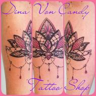 dina_von_candy_meilleure_tatoueuse_languedoc_roussillon_convention_tatouage_france_cantal_ink