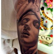 eric_marcinizyn_meilleur_tatoueur_tatouage_festival_auvergne_chaudes_aigues_