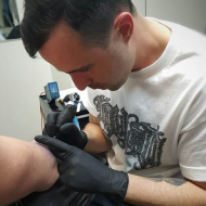 hugo_vaz_meilleur_tatoueur_valence_drome_convention_tatouage_cantal_ink