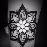 kai_meilleur_tatoueur_avignon_graphicaderme_cantal_ink