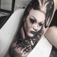 noa_yanni_meilleure_tatoueuse_italie_convention_tatouage_france